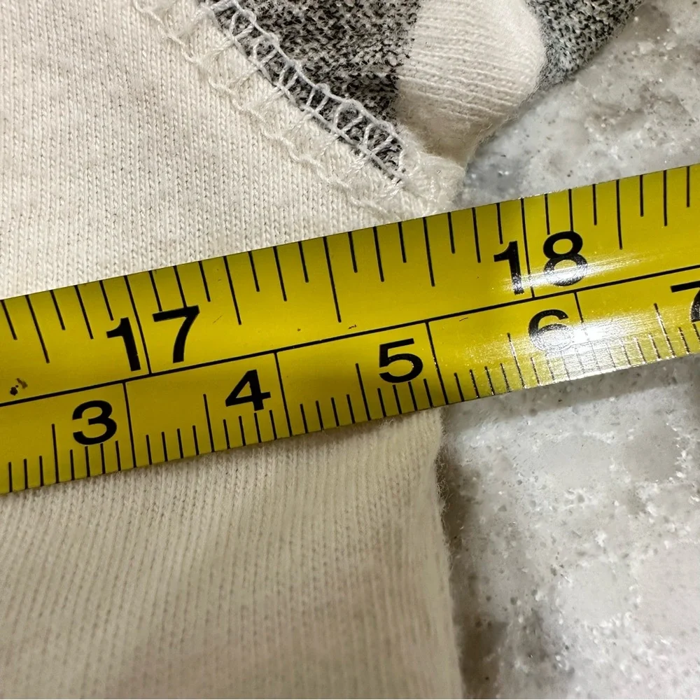 Touch by Alyssa Milano Pittsburgh Penguins Free Fall 3/4 in Sleeve Graphic Shirt - Picture 5 of 8